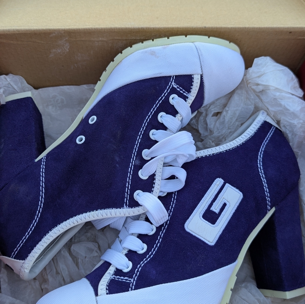 Vintage Stylish Suede Dark Purple G By Guess Heeled Sneakers / Lace Up